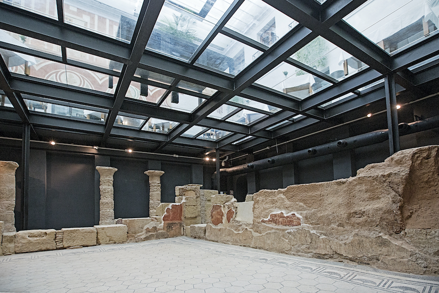 Resten van Romeinse domus onder hotel Palacio del Bailío