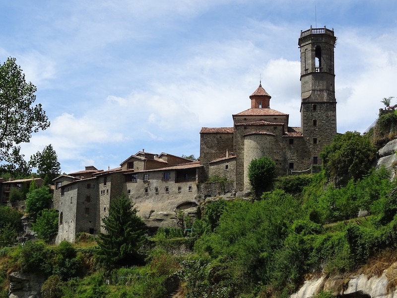 Bergdorp Rupit in het binnenland van Catalonië