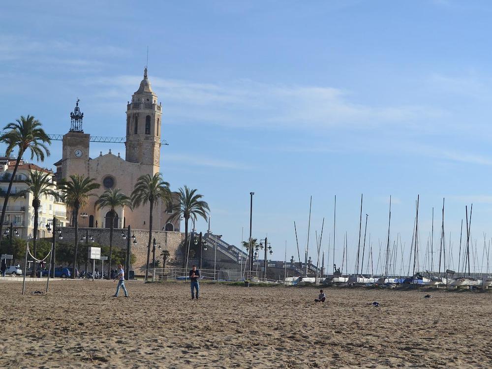 Badplaats Sitges aan Costa del Garraf (provincie Barcelona)