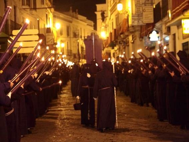 Stilte processie in Osuna (Caminos de Pasión gebied, Andalusië)