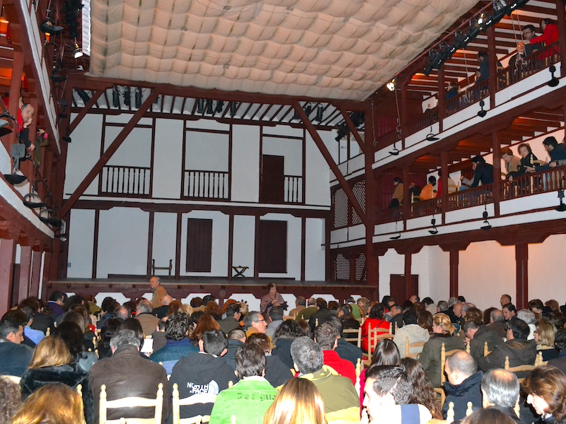 Theatervoorstelling in Spanje's oudste nog functionerend theater in Almagro