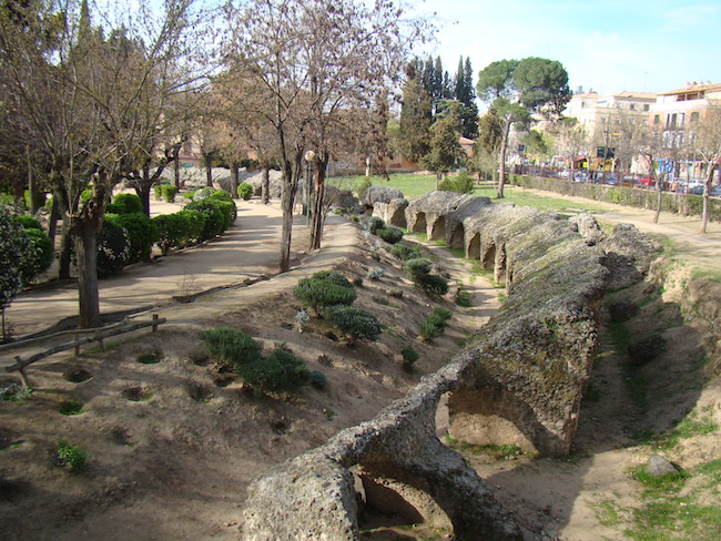 Bezoek de ruines van het Circo Romano tijdens je vakantie in Toledo!