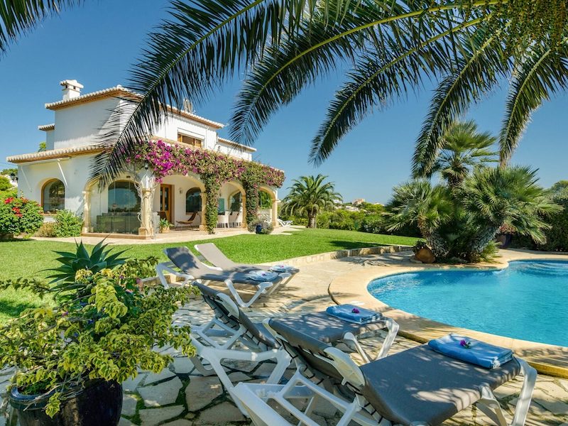 Een vakantiehuis met privé zwembad in Jávea (Costa Blanca)