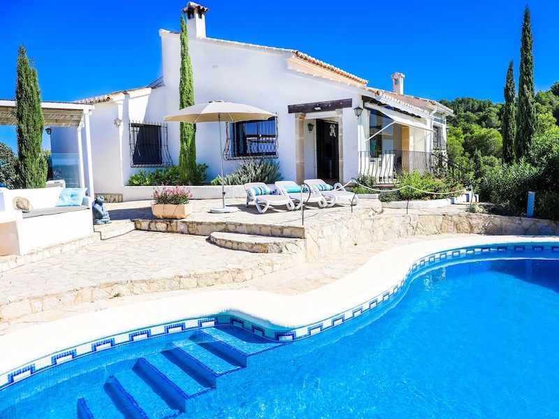 Vakantiehuis met eigen zwembad in Spanje