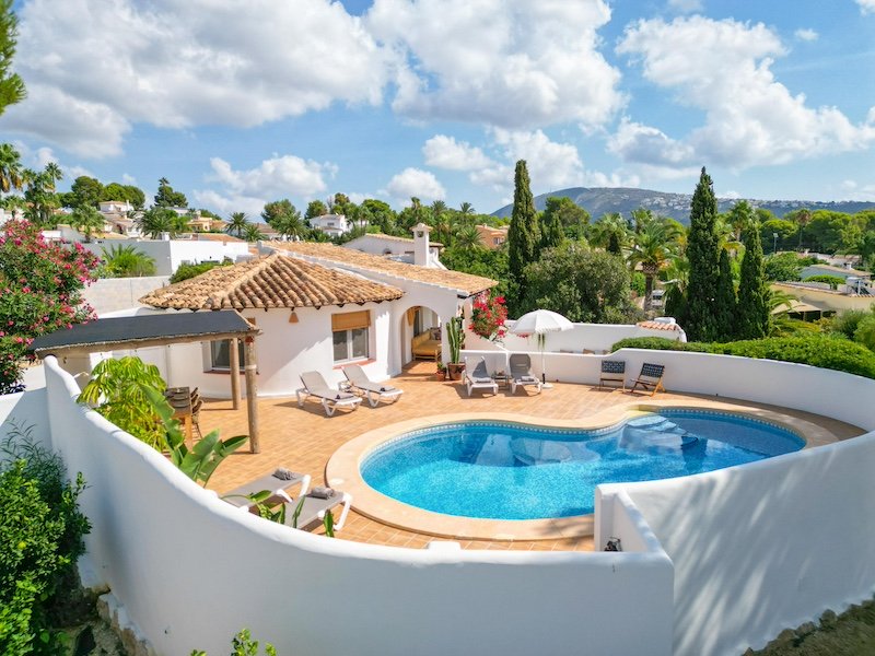 Lijkt overwinteren aan de Costa Blanca in het zuidoosten van Spanje jou iets? De beste bestemmingen>>