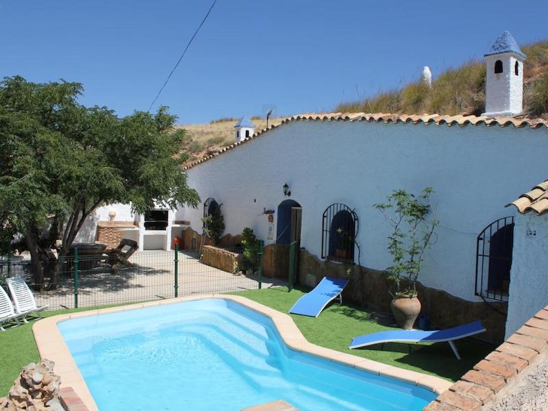 De grotwoningen van het kleinschalige vakantiepark Casas Cueva Cazorla in de provincie Jaén (Andalusië)