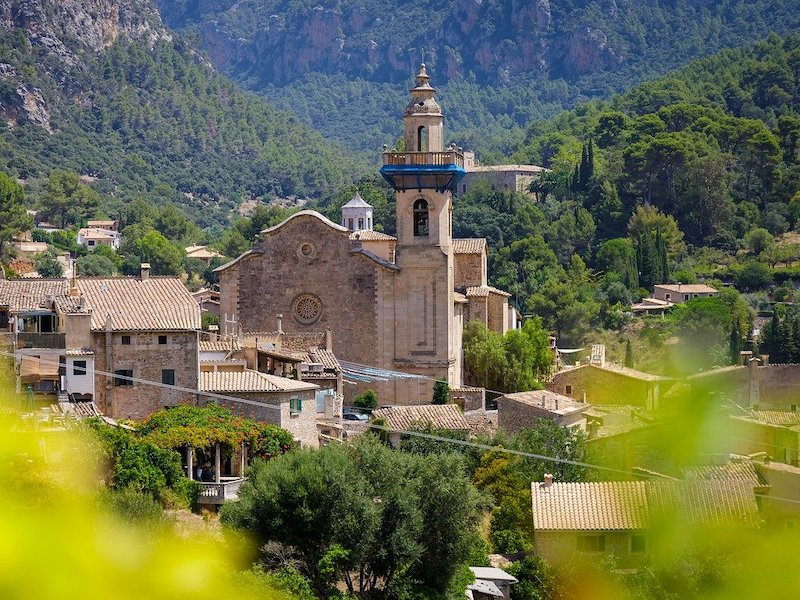 bergdorp Valldemossa op Balearen eiland Mallorca