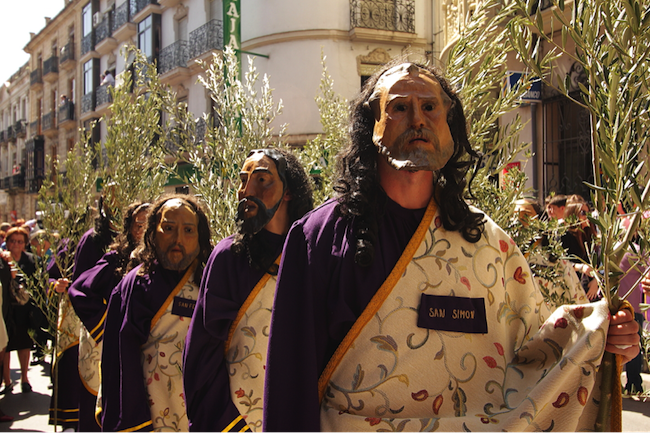 Pergoneros tijdens de paasprocessies van Alcala la Real in het Caminos de Pasion gebied (Zuid Spanje)