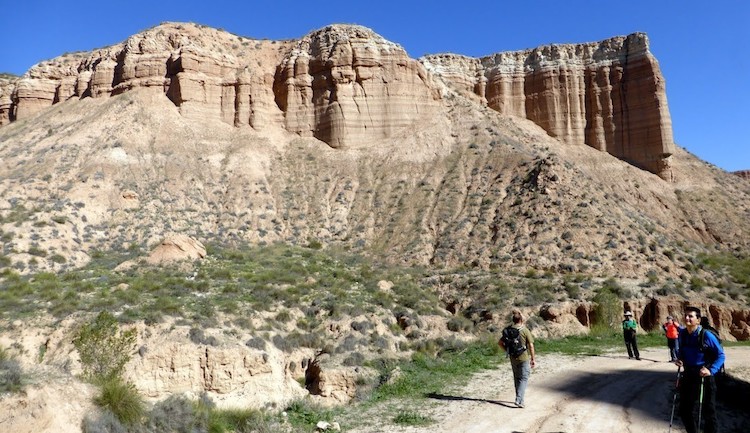 Wandelen door de Barranco del Caballo (deel van Los Coloraos) in de Valles del Norte de Granada (Zuid-Spanje)