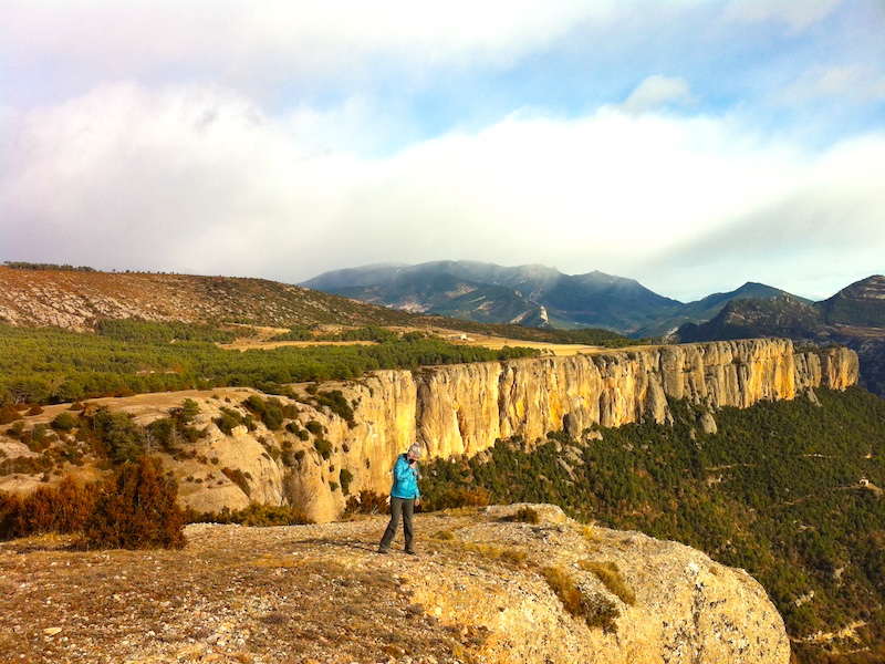 Wandelen in de Sierra de Busa vanuit Forest Days Glamping