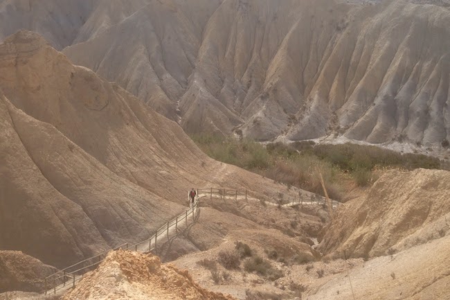 Wandelen in de woestijn van Almería (Andalusië)