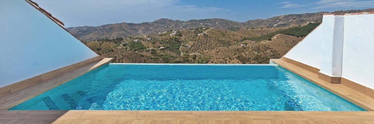 Uitzicht vanaf B&B El Torreon 109 in historisch centrum Frigiliana (Costa del Sol Oost)